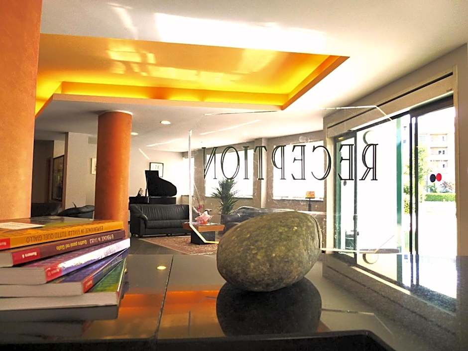 Hotel Romanisio