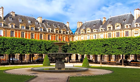 HOTEL ROYAL MONTREUIL
