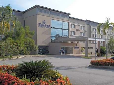 TINAPA LAKESIDE HOTEL