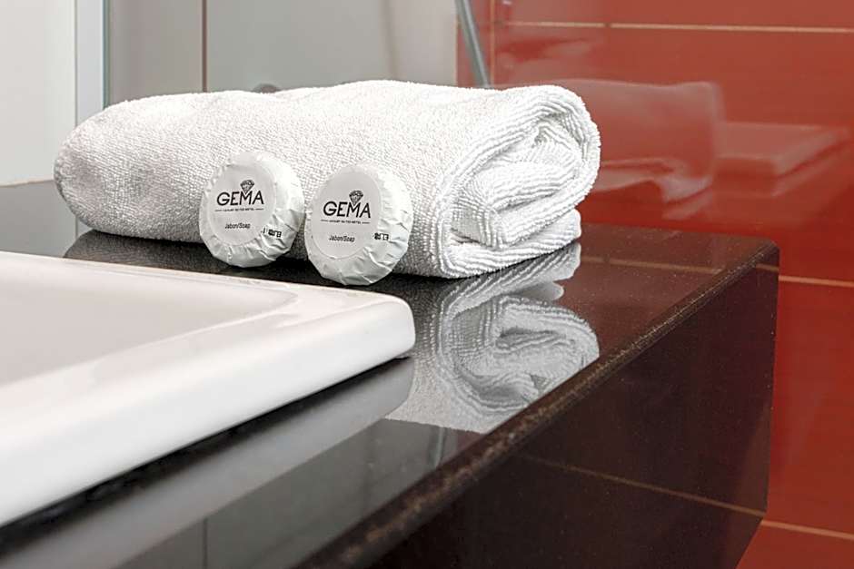 Hotel Gema Luxury Suites