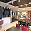Holiday Inn Express Toledo West - Napoleon By IHG