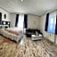 LA Boutique House