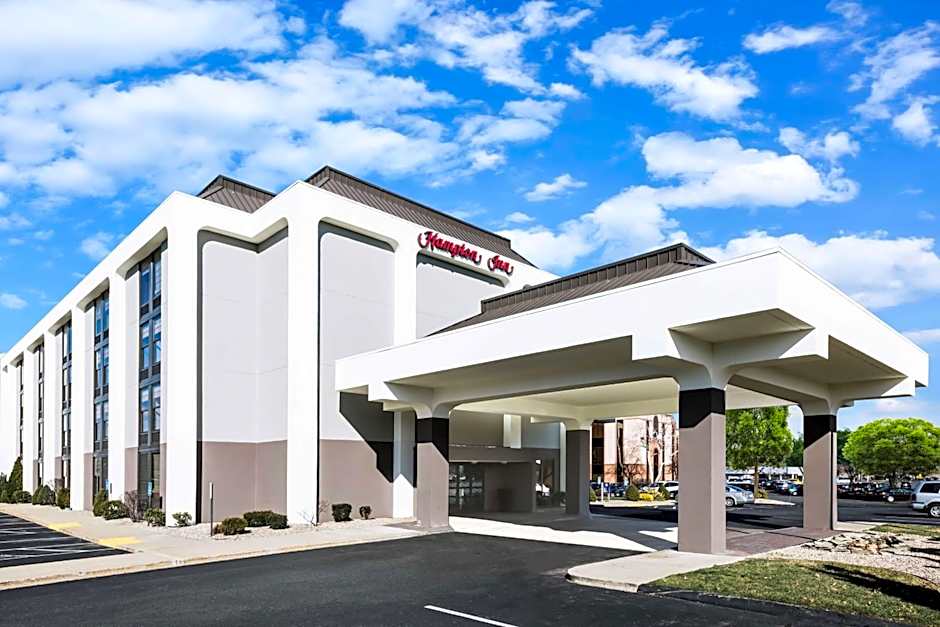 Hampton Inn By Hilton West Springfield