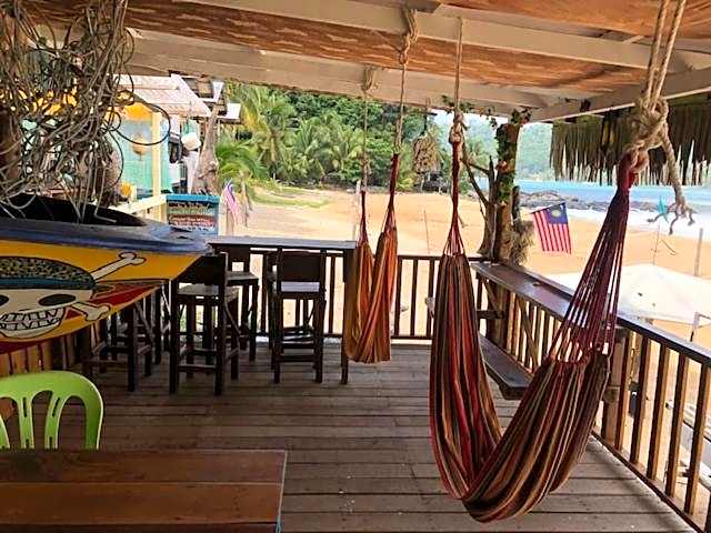 Beachfront Hut Upstairs Astra - Beach Shack Chalet