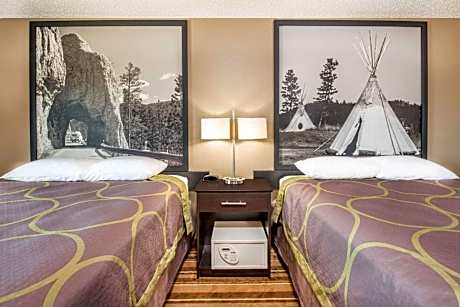 Queen Room with Two Queen Beds - Non-Smoking