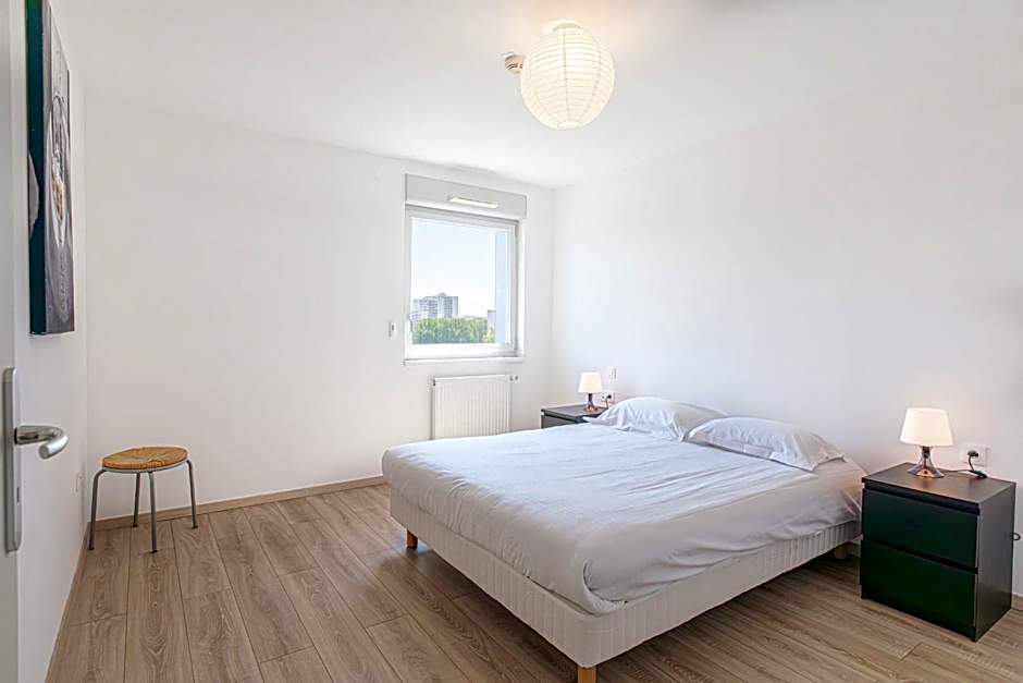 Photo 1 of 9 of Standard 2 Bedroom Apartment