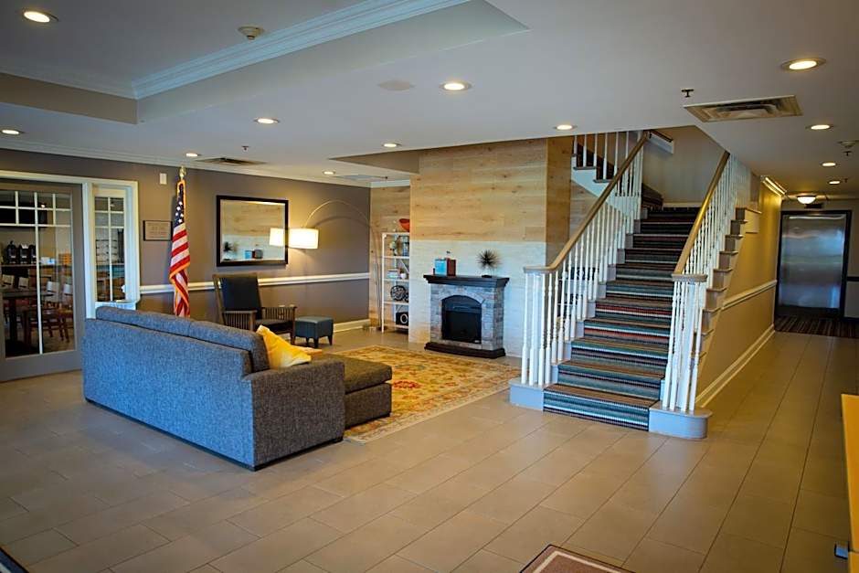 Country Inn & Suites by Radisson, Burlington (Elon), NC