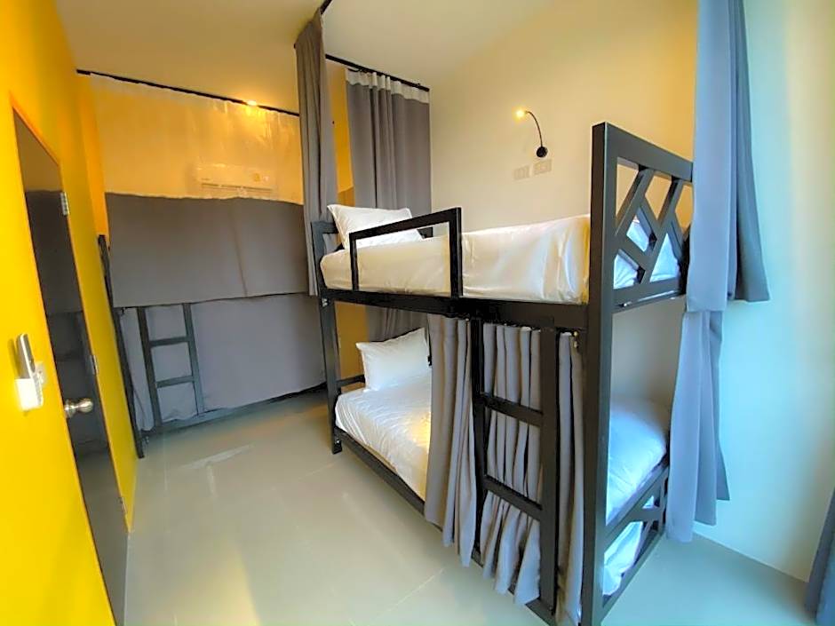Fishtail Hostel Phuket