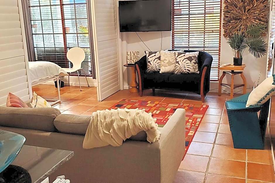 Coastal Breeze 2bedrm 2bath Pool & Slide