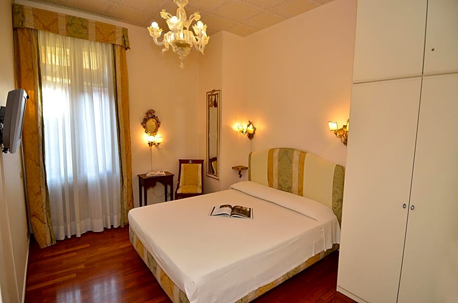Cà Del Modena Room only
