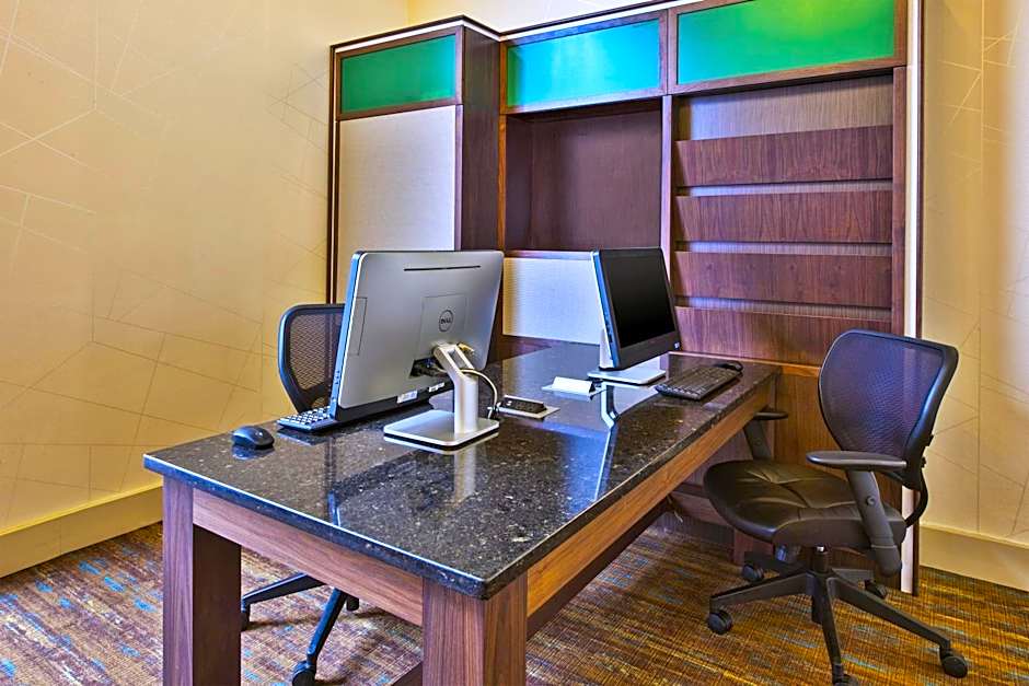 Holiday Inn Washington-Dulles International Airport By IHG