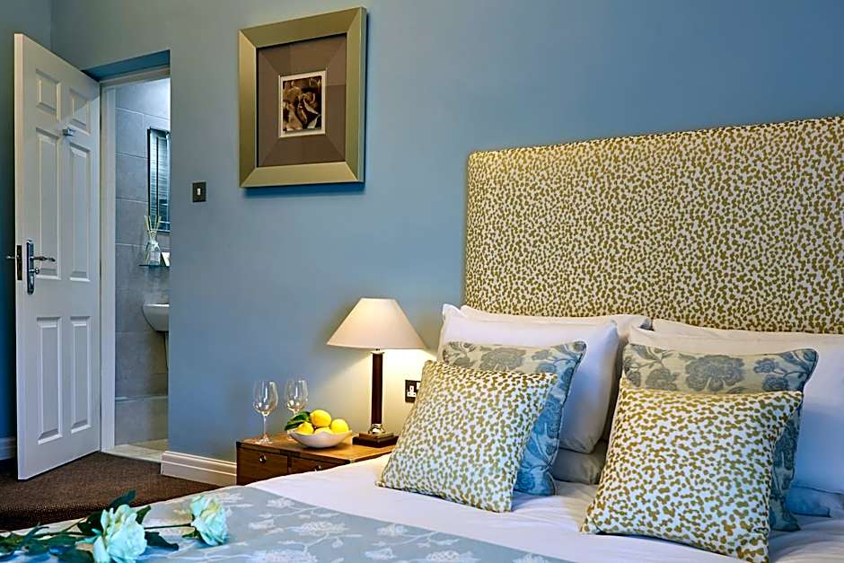 The White Hart at Lydgate