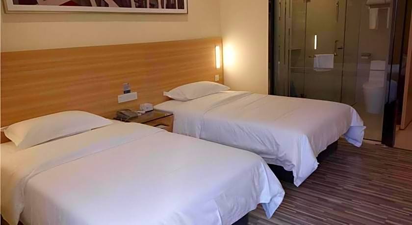 City Comfort Inn Zhongshan Dongsheng One Plus One