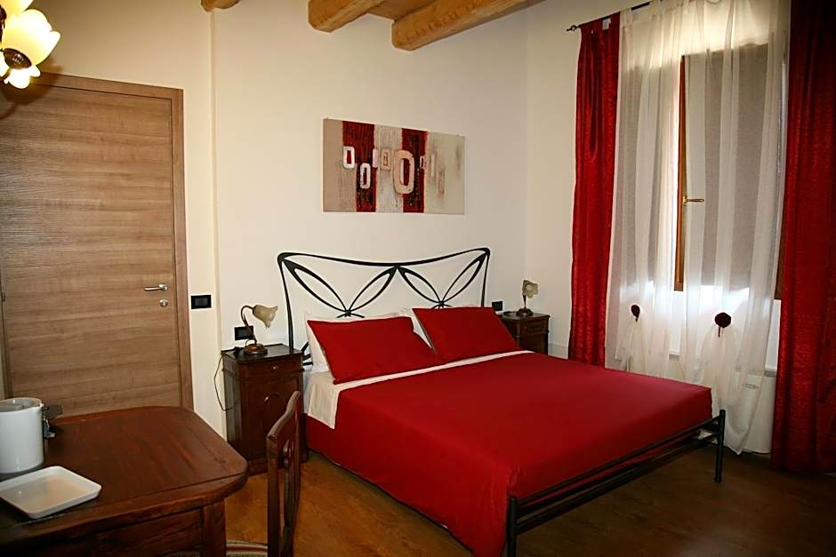 BORGHETTO AIRPORT/HOSPITAL