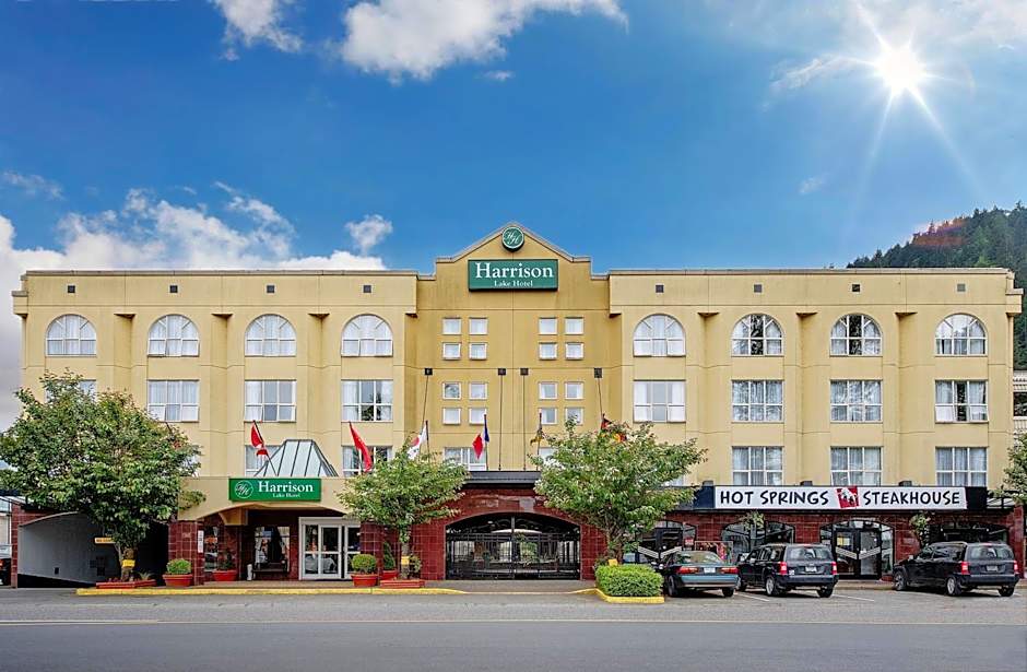 Harrison Lake Hotel