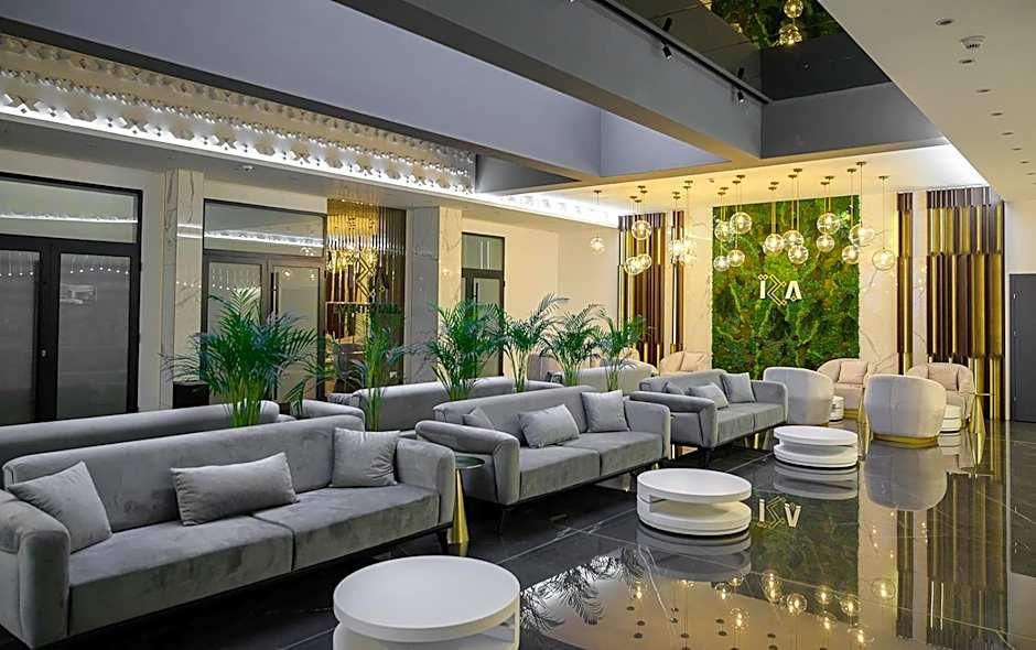 Iza Hotel