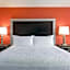 LaGuardia Plaza Hotel