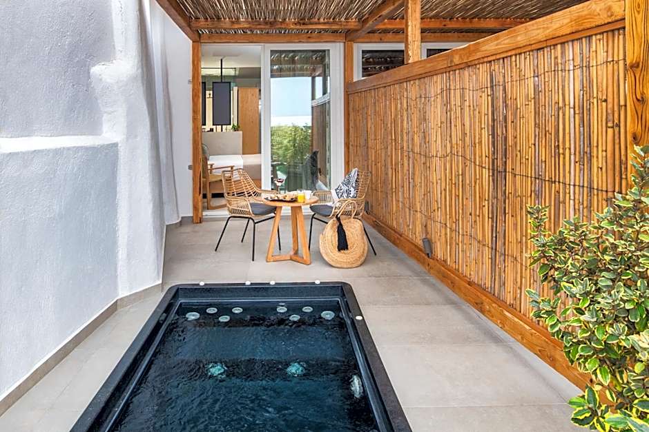 Callia Retreat Suites - Adults Only