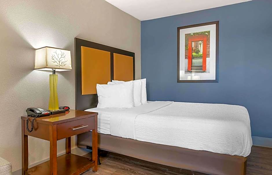 Extended Stay America Suites - Kansas City - Lenexa - 87th St.
