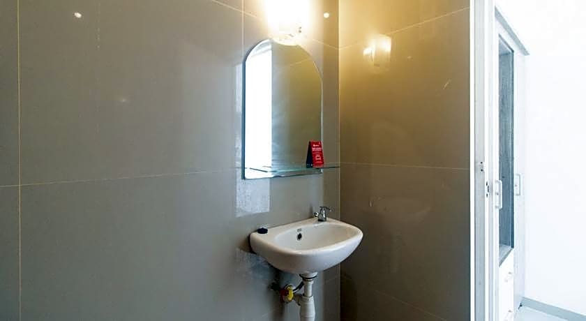 RedDoorz Syariah @ Winong Nganjuk