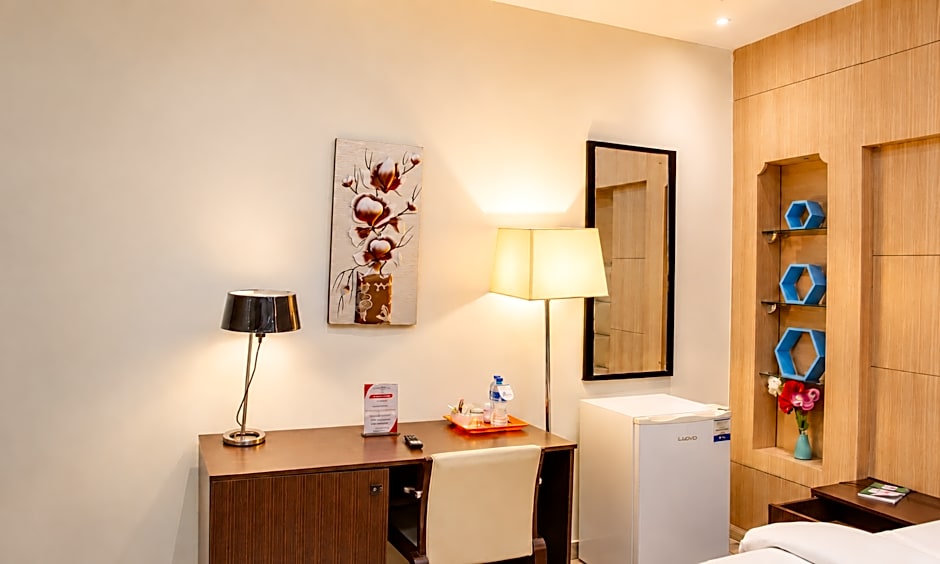 GolfView Suites and Conference Center