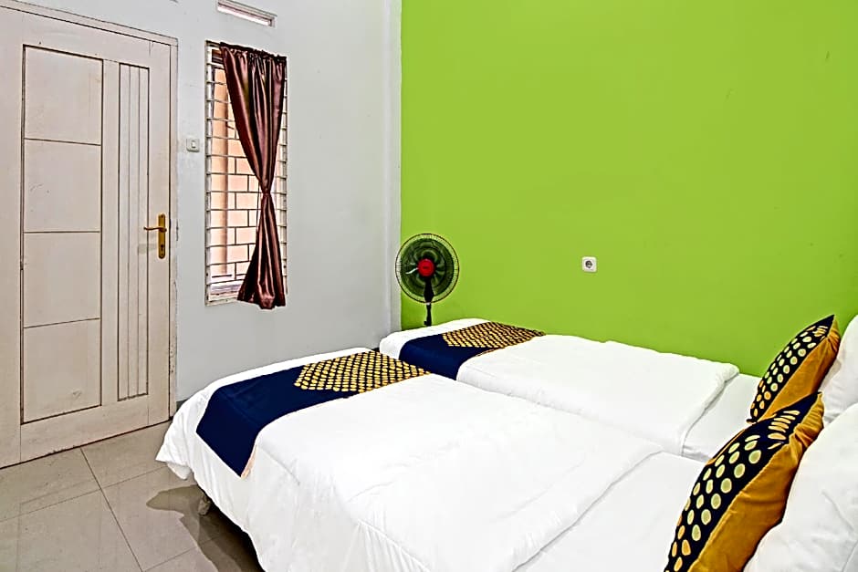 Hotel O Lucky Guesthouse