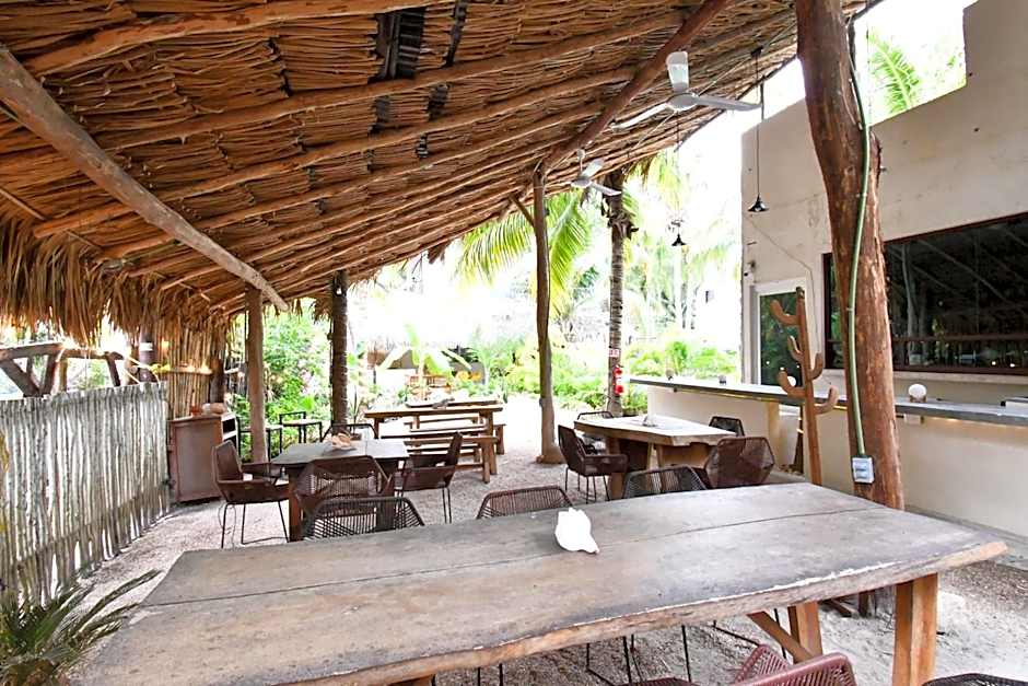 Maria Bonita Hotel & Restaurant El Cuyo by Spot Rentals