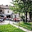 Un posto a Milano - guesthouse all'interno di una cascina del 700