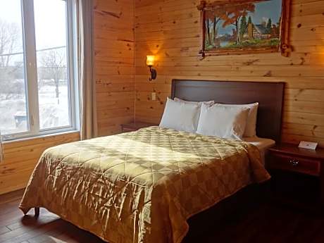 Luxury Two-Bedroom Apartment