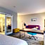 Hampton Inn & Suites Boston/Stoughton
