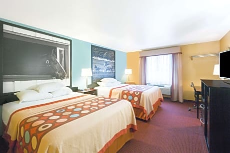 2 Queen Beds Non-Smoking