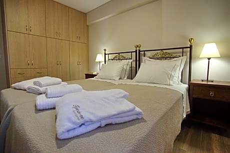 Studio Apartment with Sea View