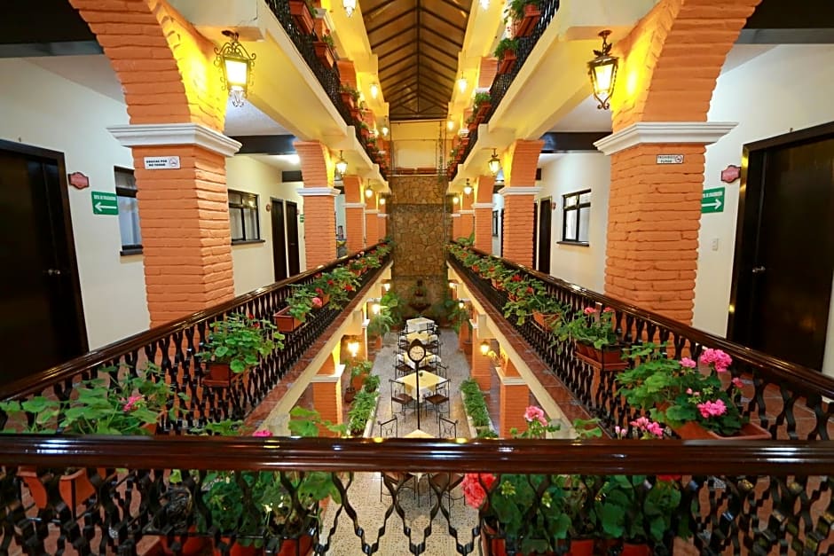 Hotel del Carmen, en el Centro- DESAYUNO Incluido !