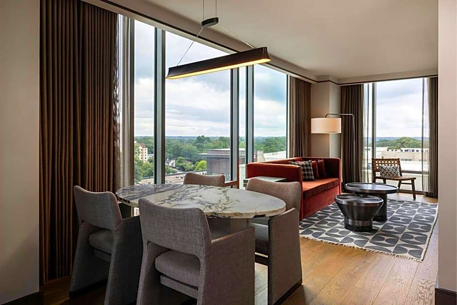 The Tess, Autograph Collection