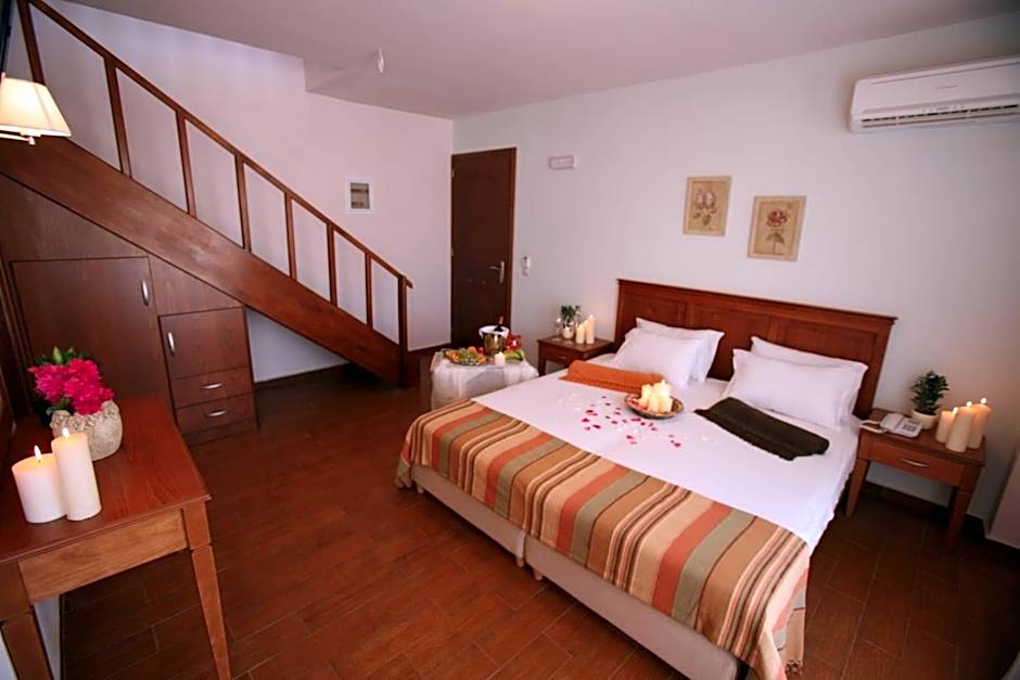 Flamingos Hotel Apartments