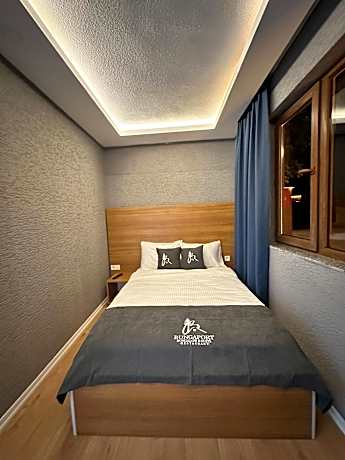 Apartment with View and Balcony