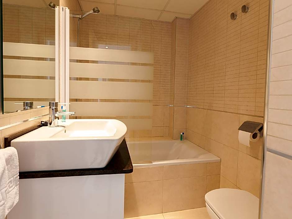 Camelina Suites - Formerly Torrent Bay