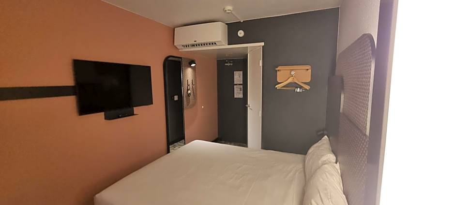 B&B HOTEL Cannes Mouans Sartoux