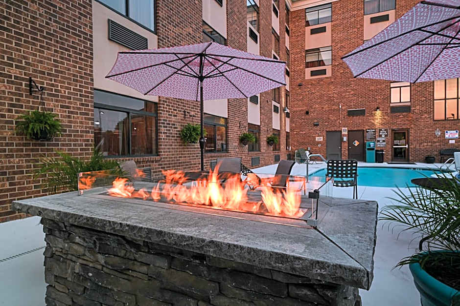 Best Western Plus Pineville-Charlotte South