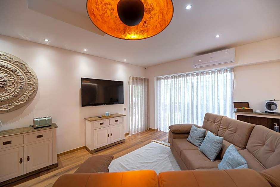 9 Quartos Alojamento