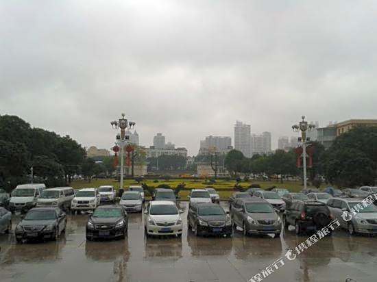 Zhujiang Hotel