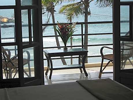 The Ocean Park Beach Resort