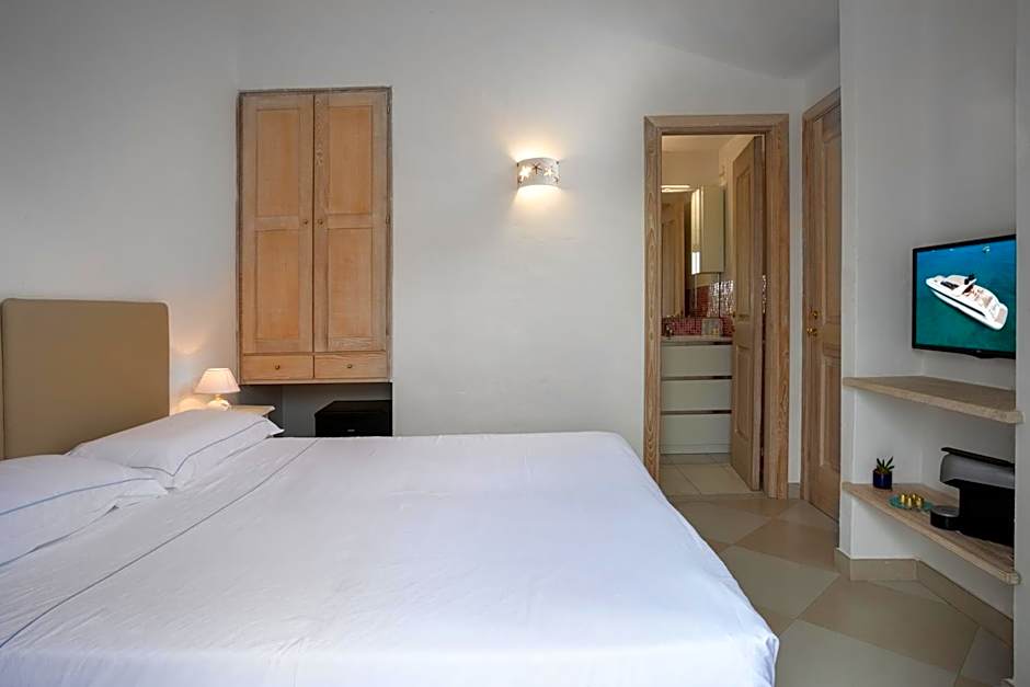 The Square Depandance