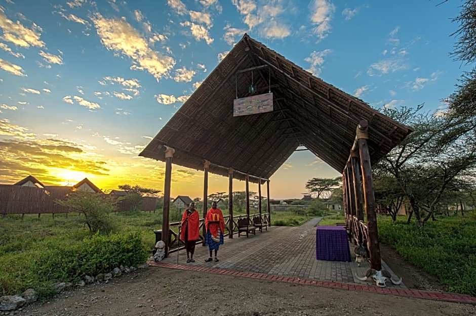 Lake Ndutu Luxury Tented Lodge