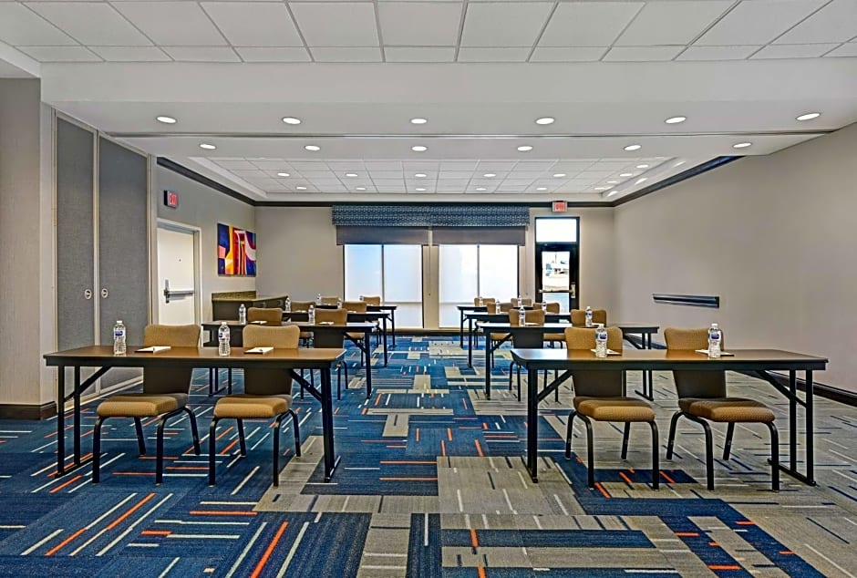 Hampton Inn By Hilton Farmington