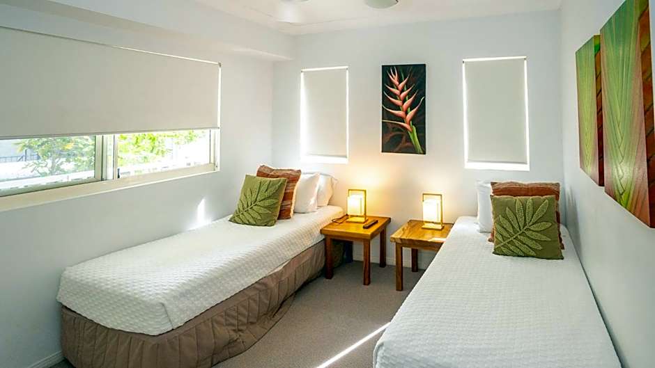 Waters Edge Apartments