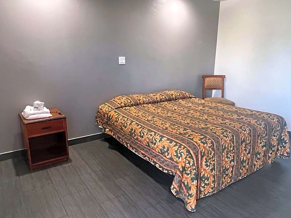 Pomona Inn Motel