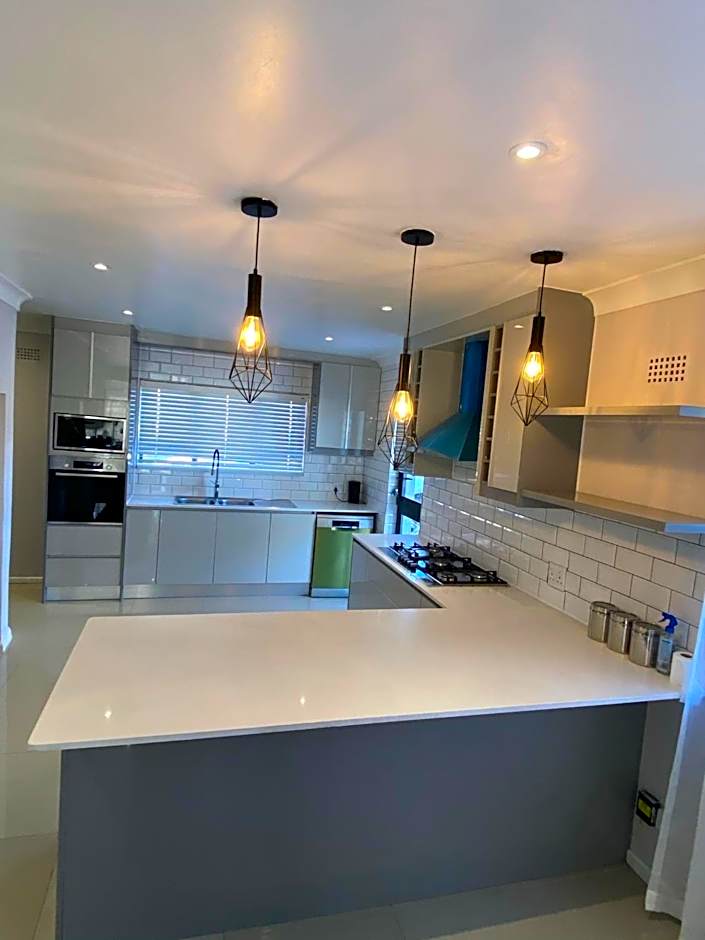 HOUSE 72