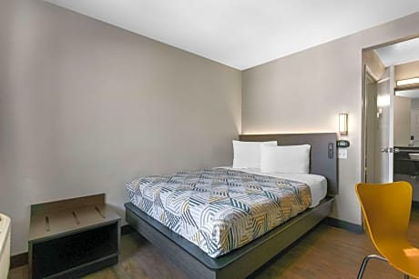 Double Room - Disability Access - Smoking