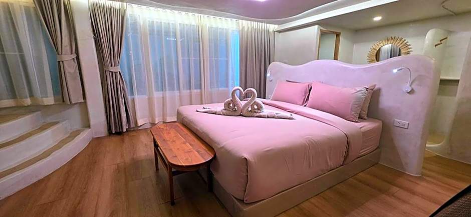 The Rock Samui Poshtel Lamai Beach